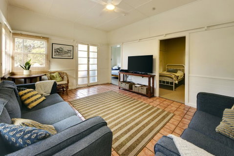 Mandy's Cottage South West Rocks (Pet Friendly) - E Caravan Parks 3