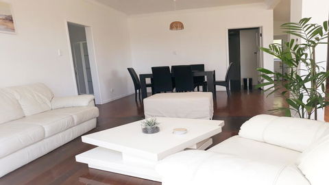 Maple Villa - E Caravan Parks 1