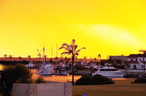 Marina Park View - E Caravan Parks 0
