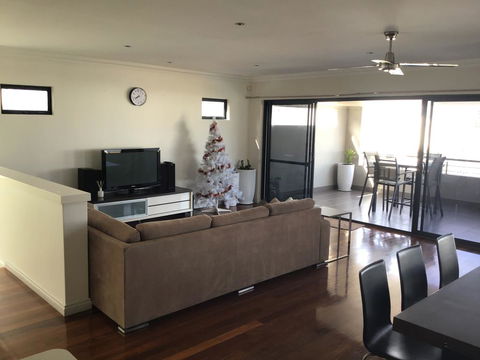 Marina Precinct - E Caravan Parks 1