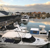 Marina View Chalets - E Caravan Parks