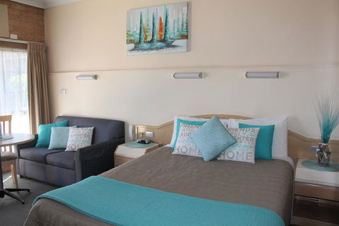 Marriott Park Motel - E Caravan Parks 1