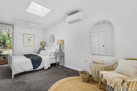 MARTHA COTTAGE - MT MARTHA - E Caravan Parks 3