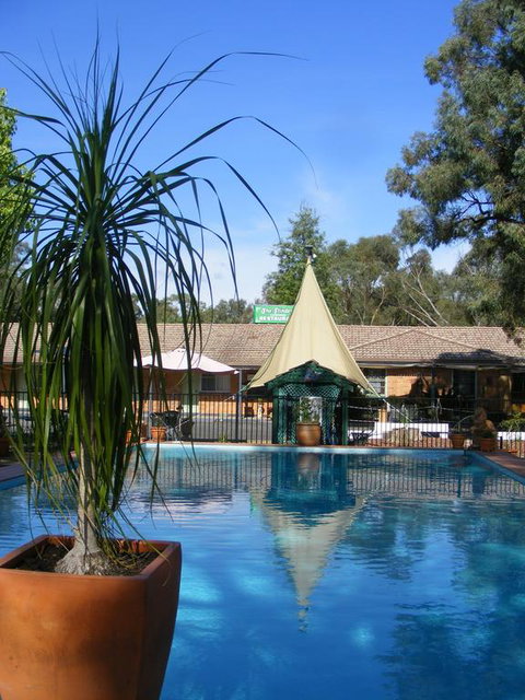 Matthew Flinders Motor Inn - E Caravan Parks 3