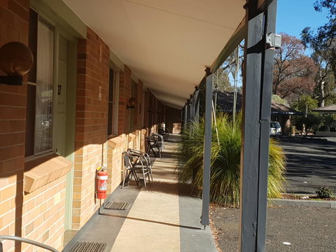 Matthew Flinders Motor Inn - E Caravan Parks 2