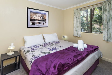 Max's Place 3 - E Caravan Parks 1