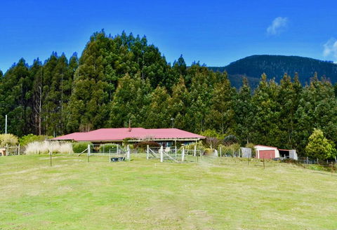 Maydena Mountain Cabins - E Caravan Parks 2