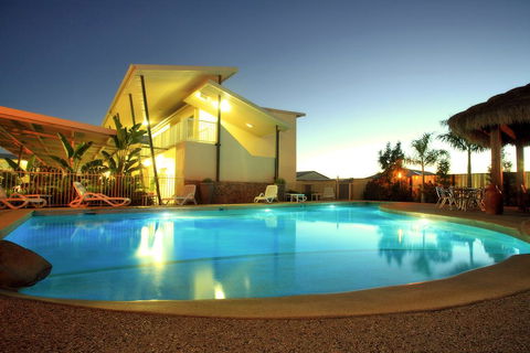 Mayfair Motel - E Caravan Parks 0