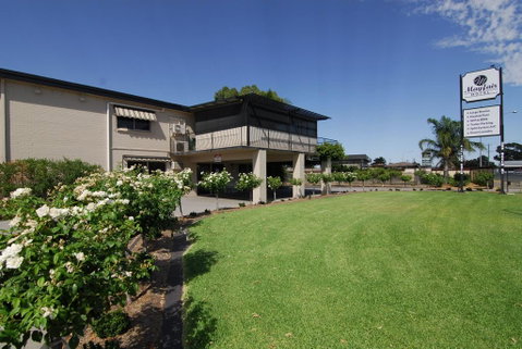 Mayfair Motel - E Caravan Parks 0
