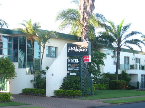 McNevins Maryborough Motel - E Caravan Parks 0