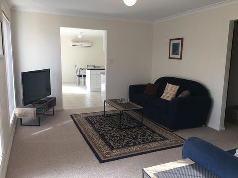 Melton Apartments - E Caravan Parks 1