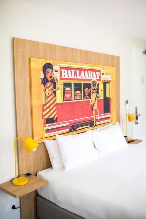 Mercure Ballarat Hotel & Convention Centre - E Caravan Parks 3