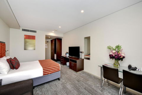 Mercure Centro Port Macquarie - E Caravan Parks 2