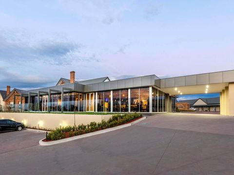 Mercure Goulburn - E Caravan Parks 0