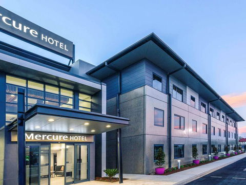 Mercure Tamworth - E Caravan Parks 0