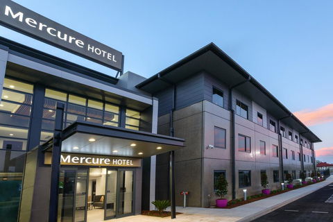 Mercure Tamworth - E Caravan Parks 1