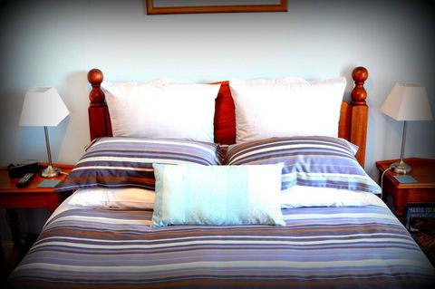 Meredith House - E Caravan Parks 2