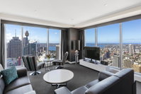 Meriton Suites World Tower