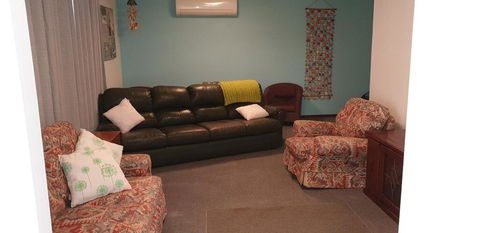 Mermaid Beachside Accommodation - E Caravan Parks 3