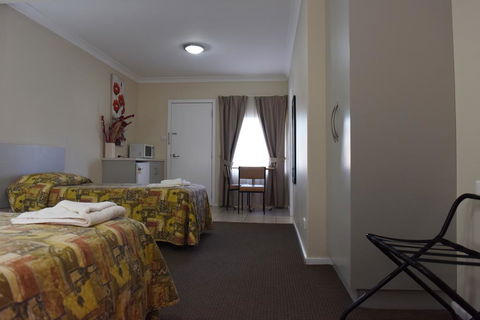 Mia Motel - E Caravan Parks 2