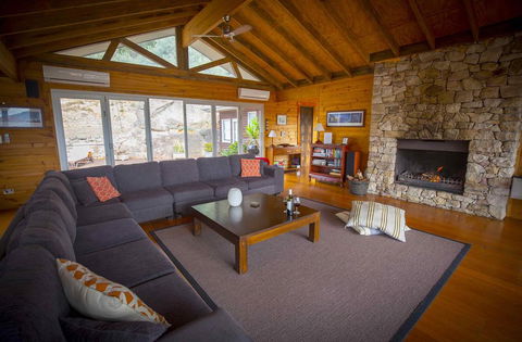 Milbrodale Lodge - E Caravan Parks 3