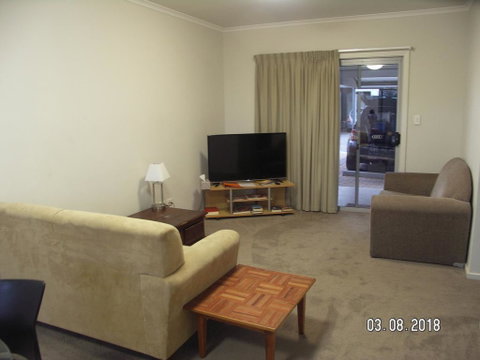 Millenium Apartments - E Caravan Parks 3