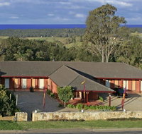 Milton Village Motel - E Caravan Parks