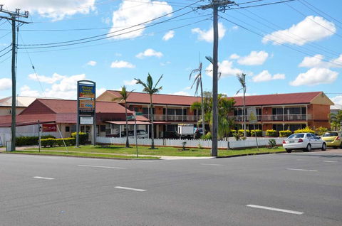 Mineral Sands Motel - E Caravan Parks 1