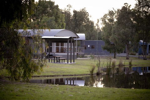 Moama On Murray Resort - E Caravan Parks 0