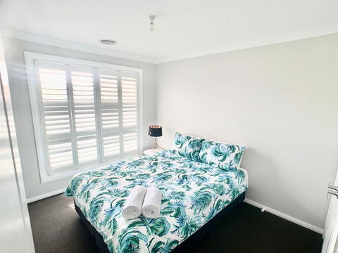 Modern Majestic - Everything You Need - Private Location - E Caravan Parks 1