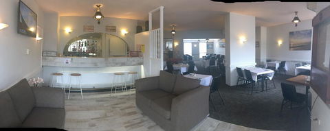 Molly Morgan Motor Inn - E Caravan Parks 2