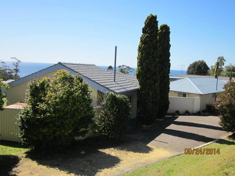 Mollymook Motel - E Caravan Parks 1
