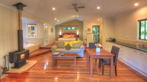 Montague's Of Montville - E Caravan Parks 0