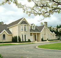 Montfort Manor - E Caravan Parks