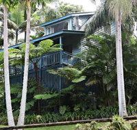 Montville Country Cabins - E Caravan Parks