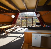 Moonbah Ski Lodge - E Caravan Parks