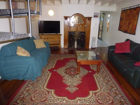 Morgano's Star - E Caravan Parks 1