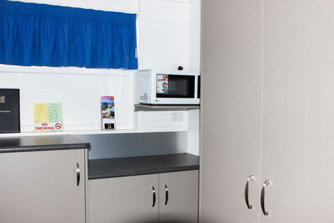 Motel Myall - E Caravan Parks 2