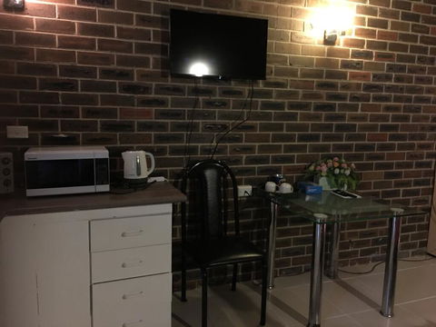 Motel Studio Room - E Caravan Parks 2