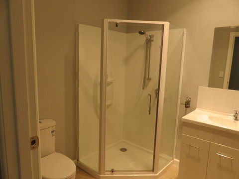 Motel24Seven And Apartments - E Caravan Parks 1