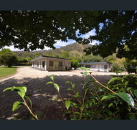 Mount Beauty Motor Inn - E Caravan Parks