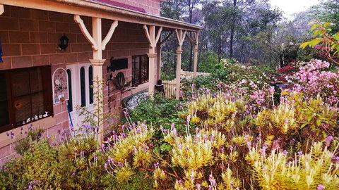 Mountain Escape - E Caravan Parks 1