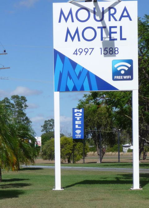 Moura Motel - E Caravan Parks 3
