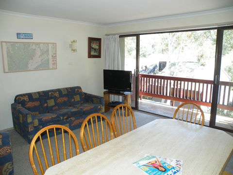 Mowamba E1 - E Caravan Parks 0
