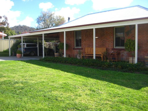 Mudgee Bed And Breakfast - E Caravan Parks 2