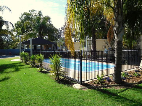 Narrabri Motel And Caravan Park - E Caravan Parks 0