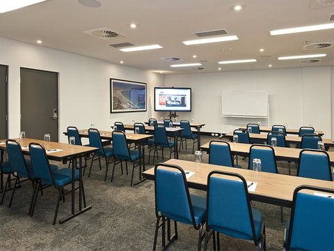 Quest Rockingham - E Caravan Parks 7