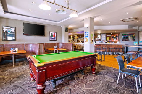 Quality Hotel Bayswater - E Caravan Parks 22