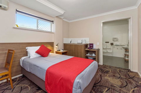 Quality Hotel Bayswater - E Caravan Parks 18