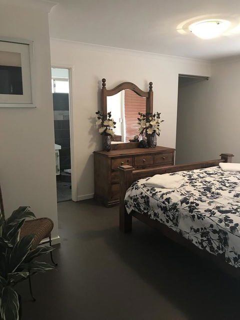 Blue Lake Family Retreat - E Caravan Parks 7